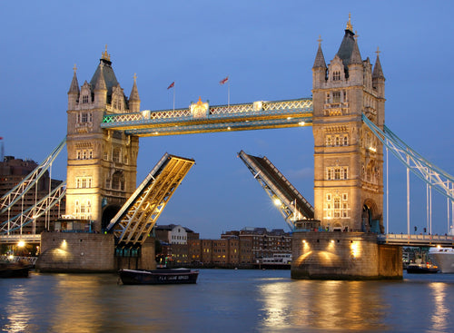 London Bridge, 500 Pieces  by Wuudentoy
